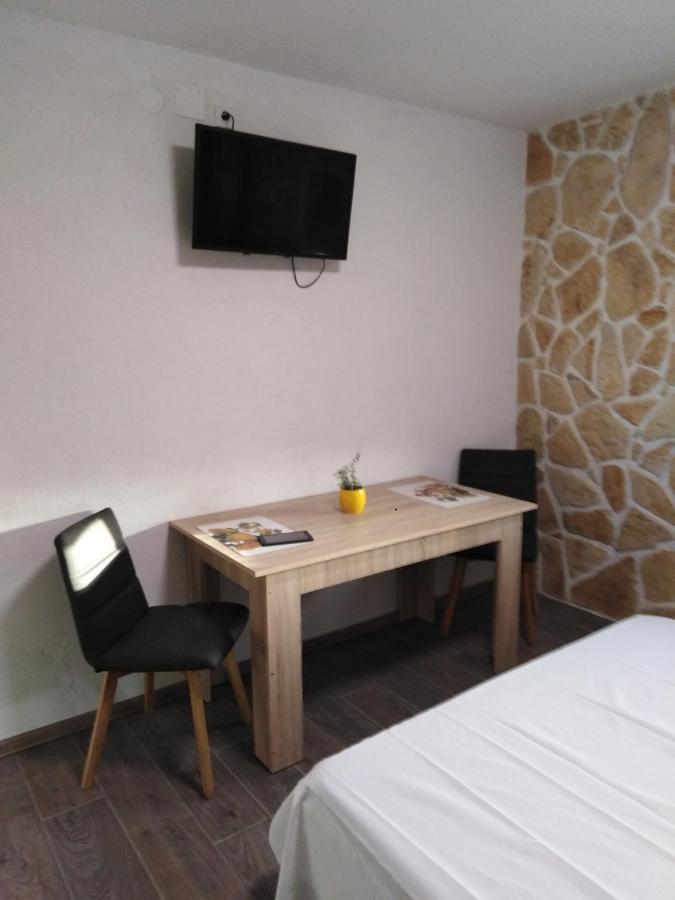 3D Studio Apartment Kaštela Exteriör bild
