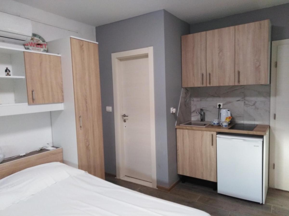 3D Studio Apartment Kaštela Exteriör bild